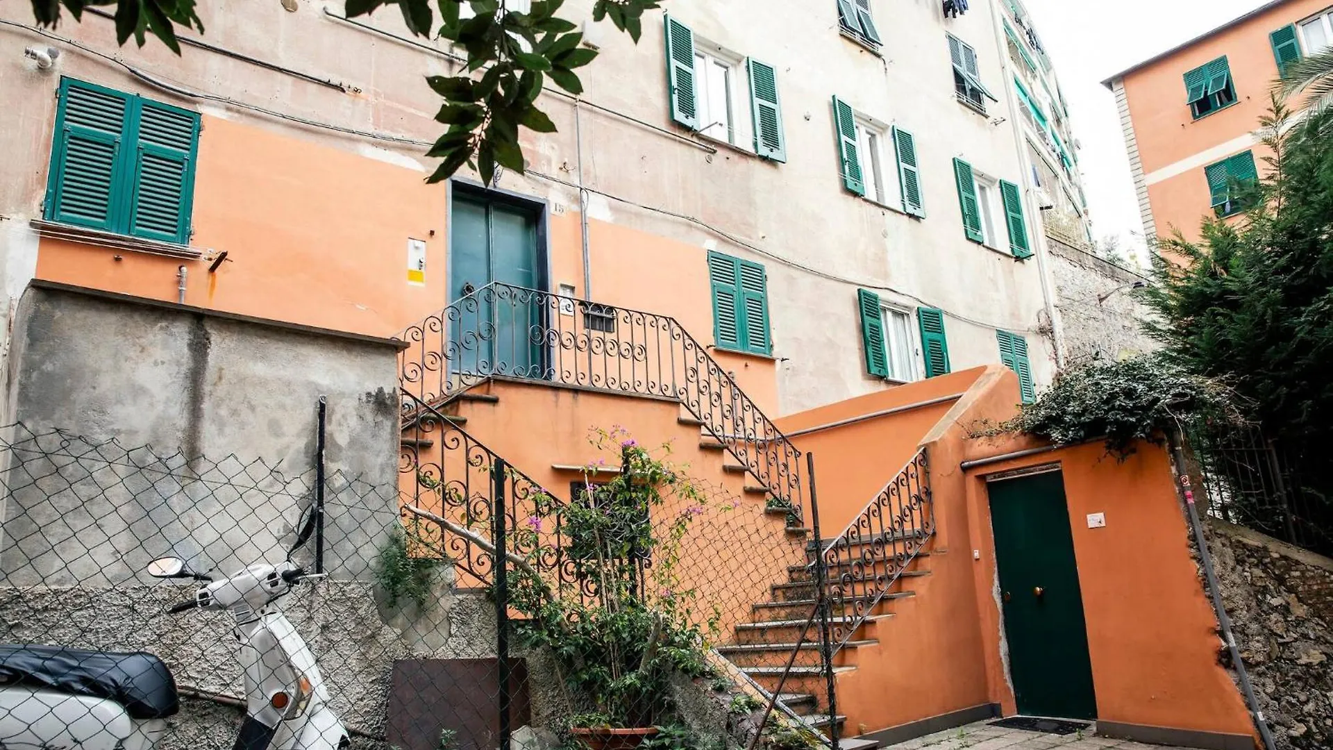Patty S Home Genoa 0*,